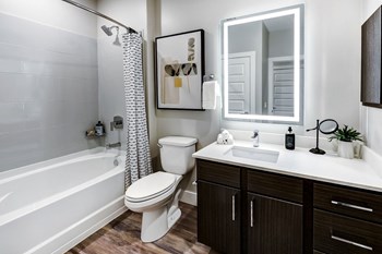 icon-at-ferguson-farm-bathroom